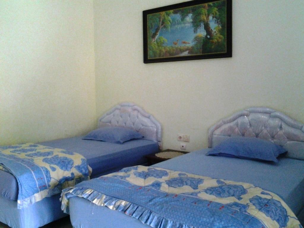 Hotel Wisma Djaja Syariah Bojonegoro Phòng bức ảnh
