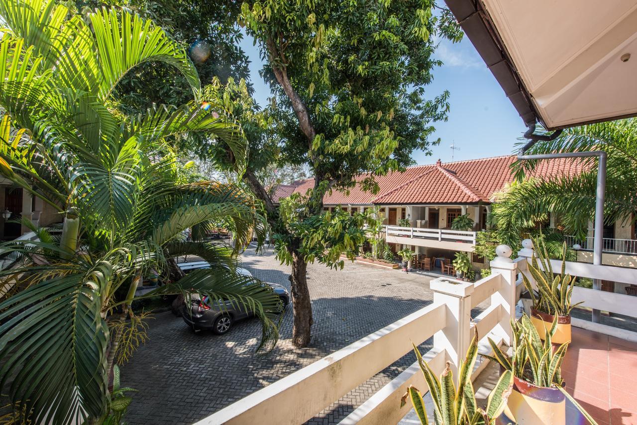 Hotel Wisma Djaja Syariah Bojonegoro Ngoại thất bức ảnh
