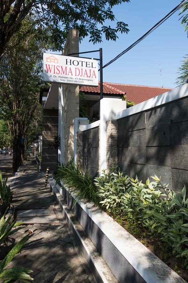 Hotel Wisma Djaja Syariah Bojonegoro Ngoại thất bức ảnh